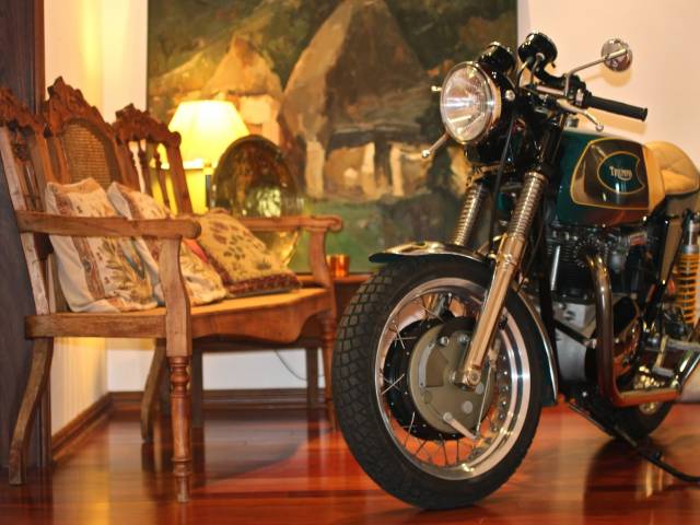 Image 1/12 de Triumph DUMMY (1972)