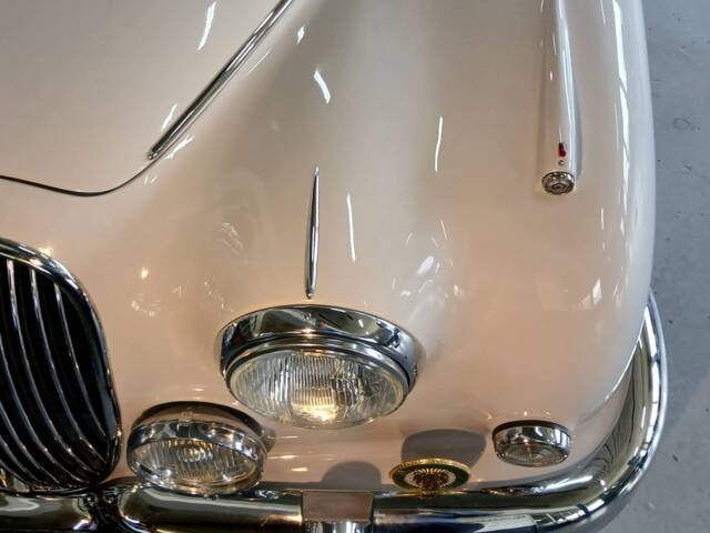Jaguar Mk II 3.4
