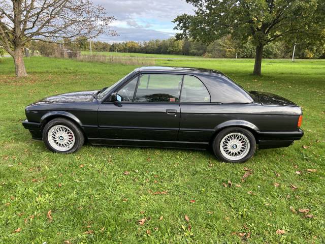 BMW 318i