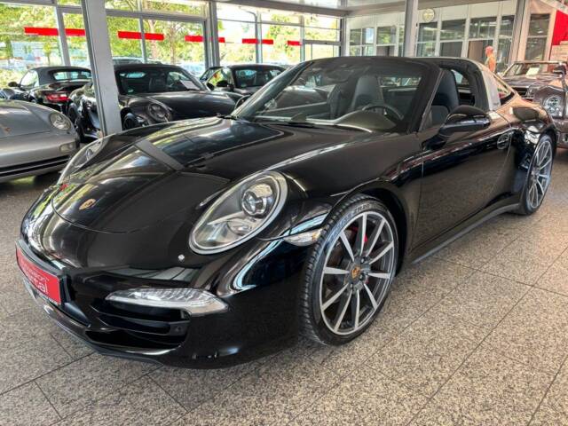 Image 1/20 of Porsche 911 Targa 4 GTS (2015)