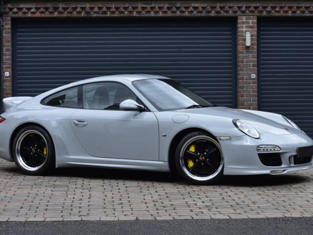 Image 1/50 of Porsche 911 Sport Classic (2010)