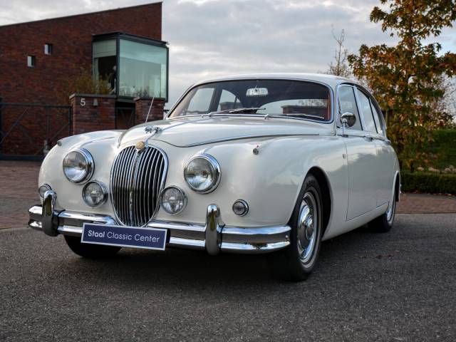 Jaguar Mk II 3.8