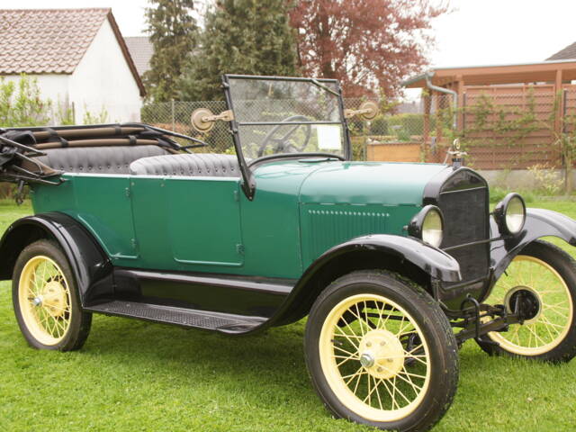 Ford Model T Touring