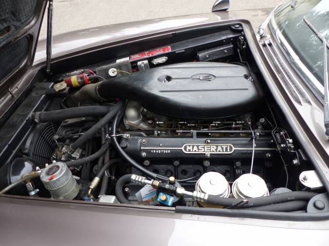 Maserati Quattroporte 4200