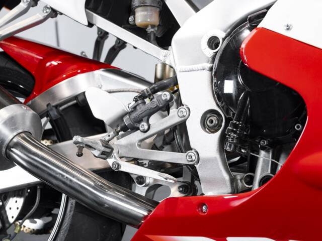 Yamaha YZF 1000 R1