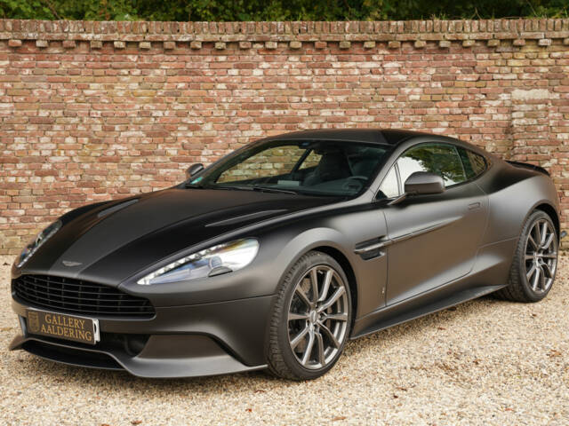 Afbeelding 1/50 van Aston Martin Vanquish (2017)