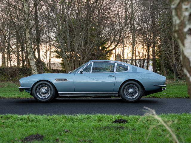 Aston Martin DBS Vantage