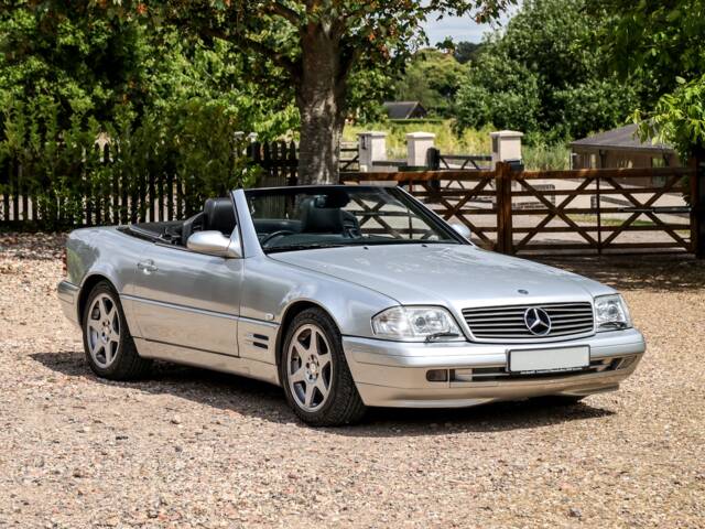 Image 1/31 of Mercedes-Benz SL 280 (2000)