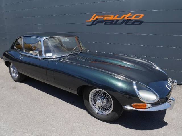 Jaguar E-Type (2+2)