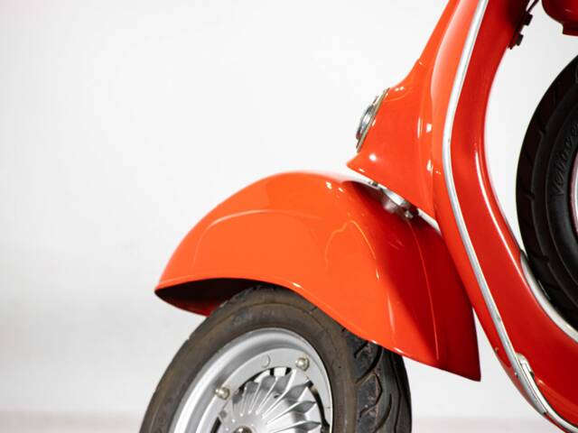 Piaggio Vespa 90