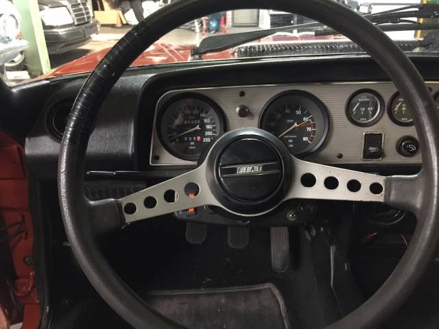 FIAT 124 Sport Coupe