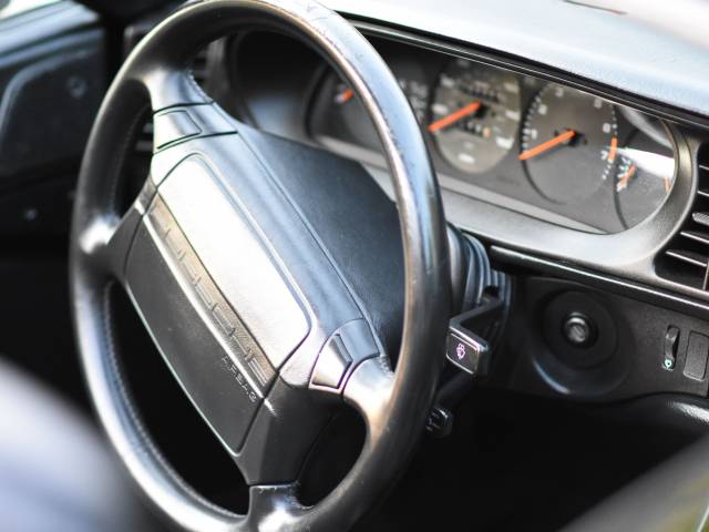 Porsche 944 S2 - Innen