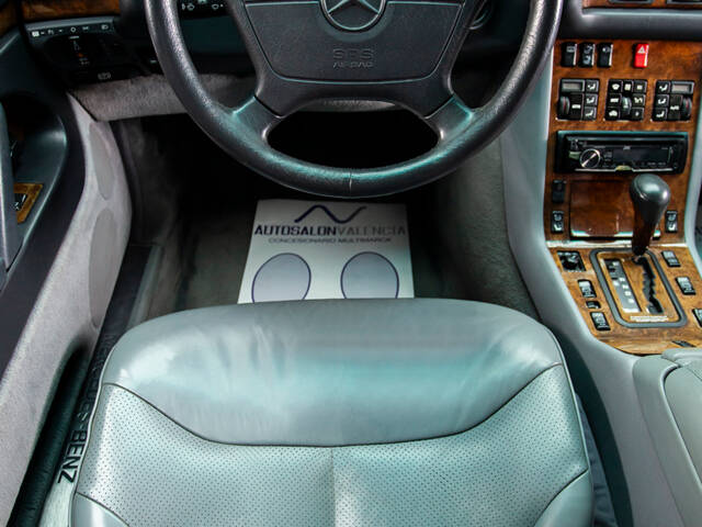 Mercedes-Benz 600 SEL