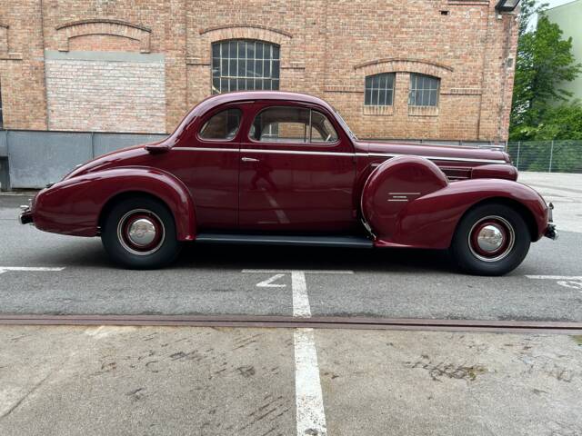 Oldsmobile F-Series Business Coupe
