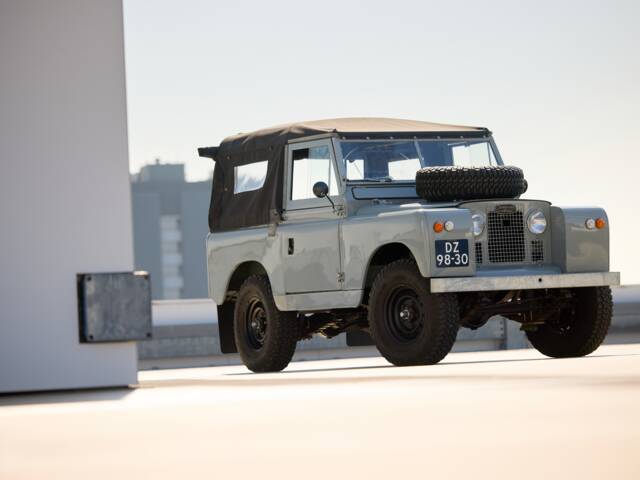 Land Rover 88