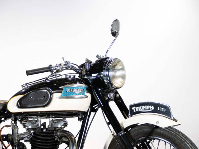 Triumph 6T Thunderbird