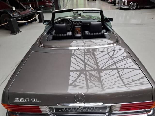 Mercedes-Benz 280 SL