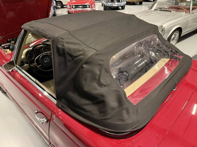 Mercedes-Benz 280 SL