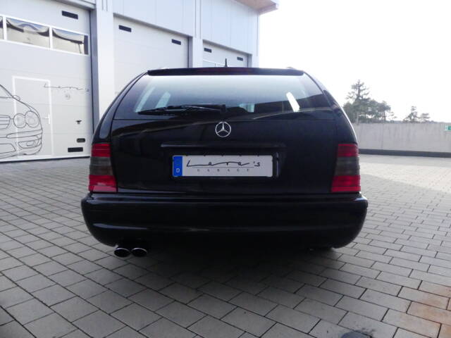 Mercedes-Benz C 43 AMG T