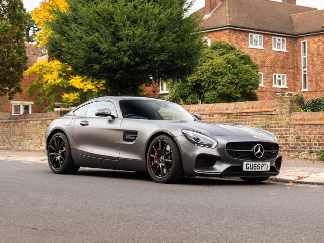Image 1/50 of Mercedes-AMG GT-S (2015)