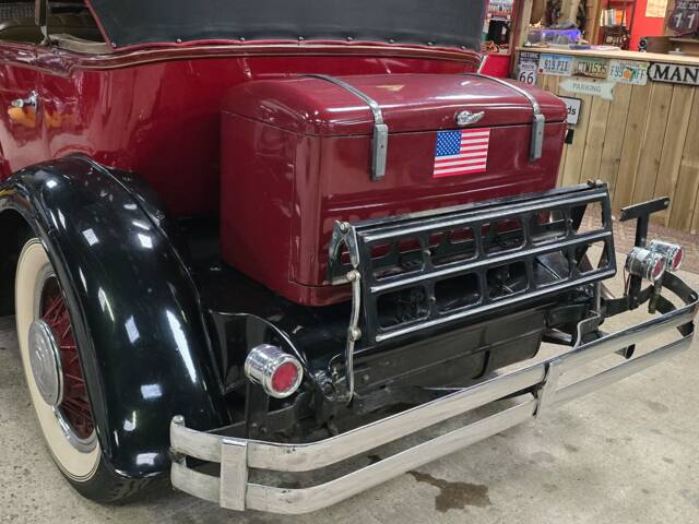 Pierce-Arrow Modell 43