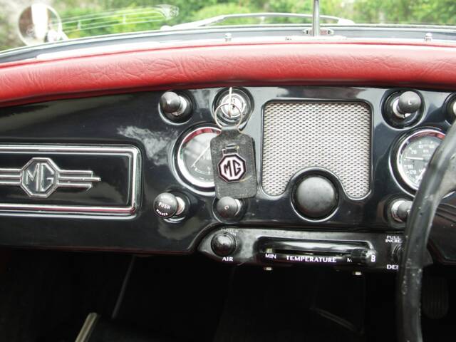 MG MGA 1500