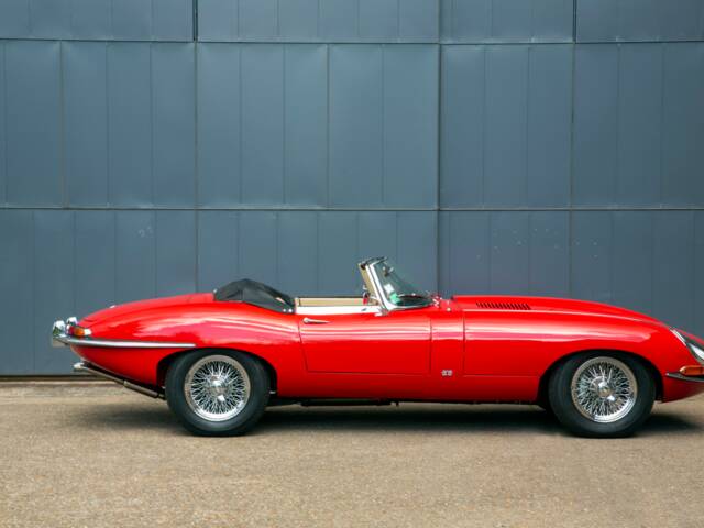 Jaguar E-Type 3.8 Flat Floor