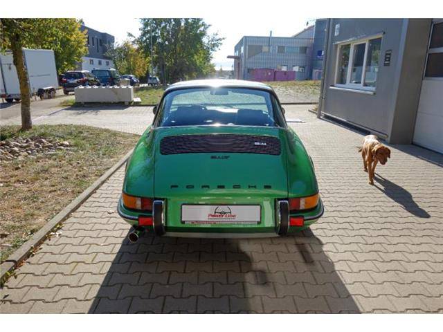Porsche 911 2.4 T
