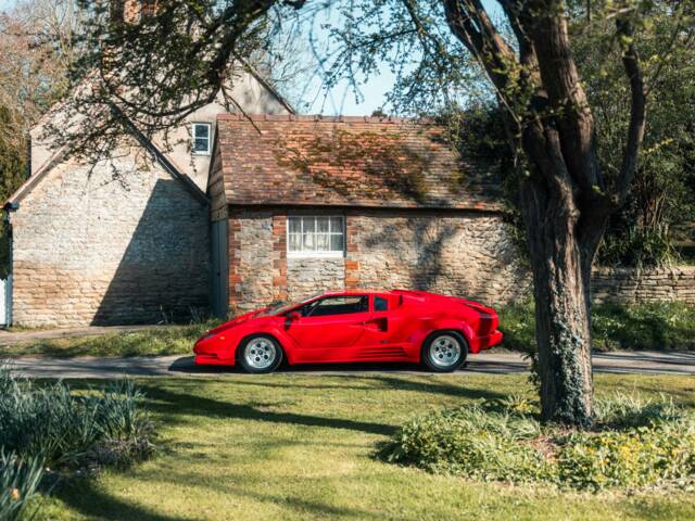 Lamborghini Countach 25th Anniversary