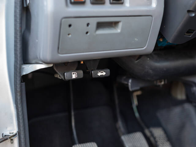 Toyota Land Cruiser HJ61 GX