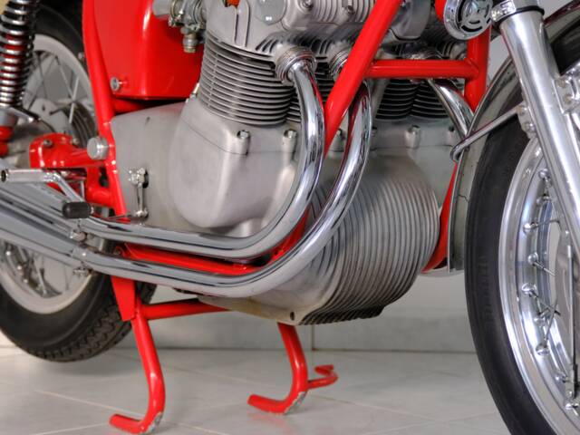 MV Agusta 750 Sport