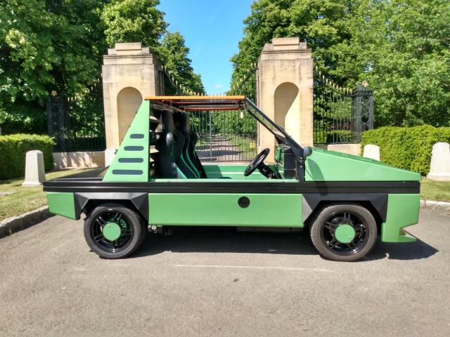 Bild 1/16 von Hustler Sport (1985)