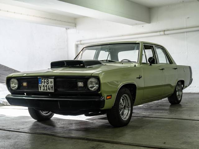 Image 1/20 of Plymouth Valiant (1969)