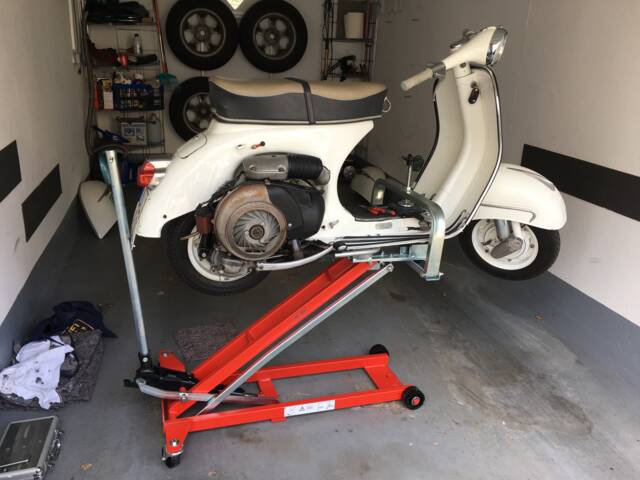Piaggio Vespa 160 GS