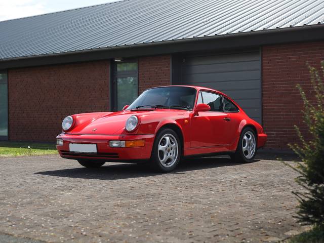 Porsche 911 Carrera 2