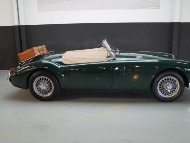 MG MGA 1500