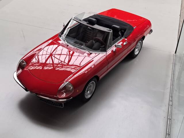 Alfa Romeo 2000 Spider Veloce