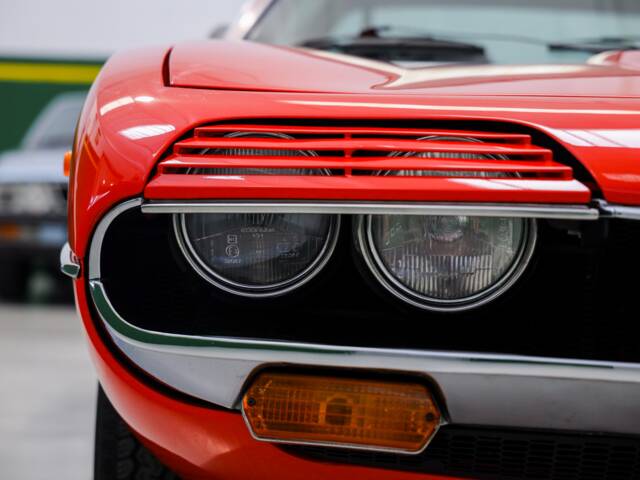 Alfa Romeo Montreal