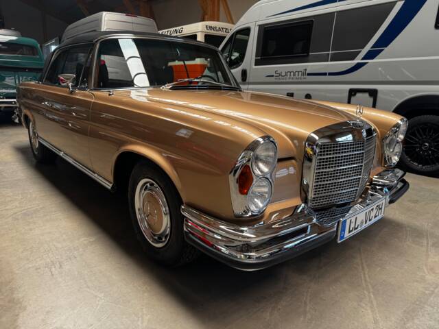 Bild 1/26 von Mercedes-Benz 280 SE (1969)