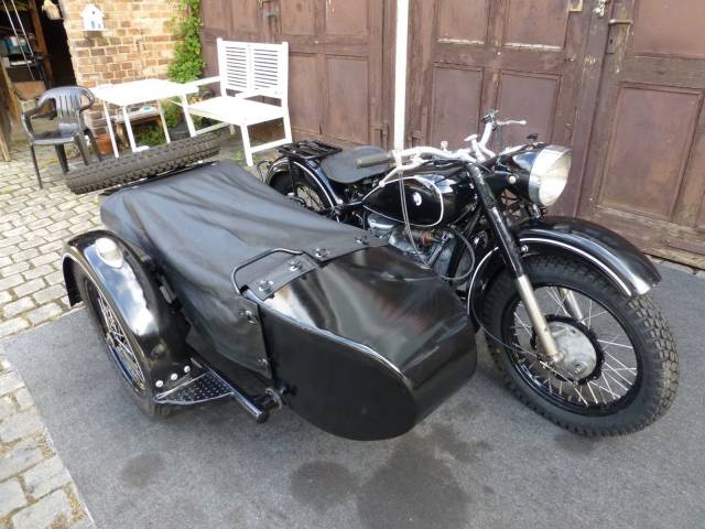 IMZ-Ural M61