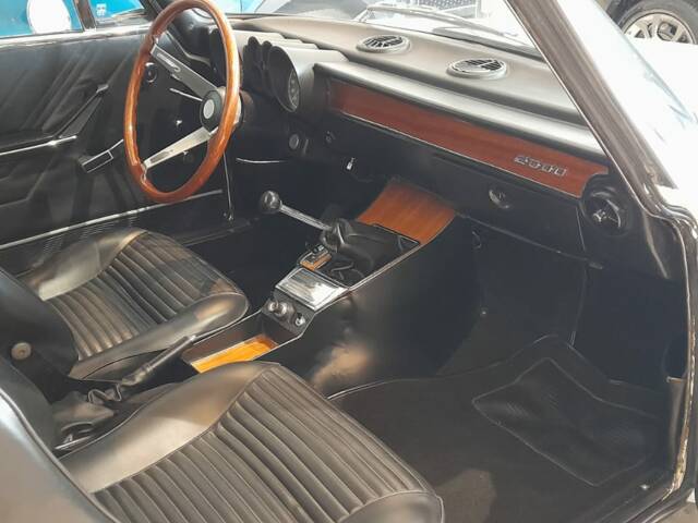 Alfa Romeo 2000 GT Veloce