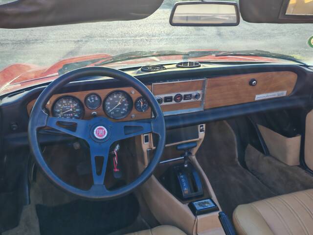 FIAT 124 Spider CS2