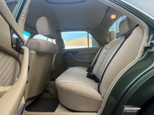 Mercedes-Benz 280 SE