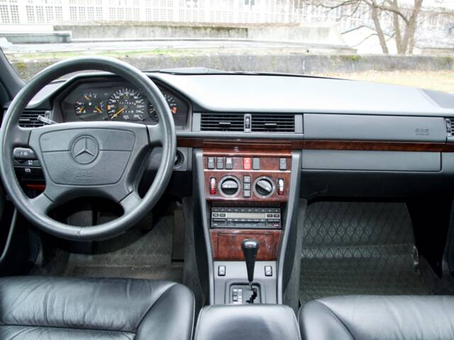 Mercedes-Benz 280 TE