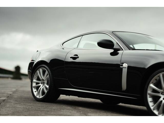 Jaguar XKR
