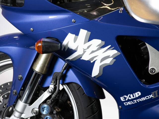 Yamaha YZF 1000 R1