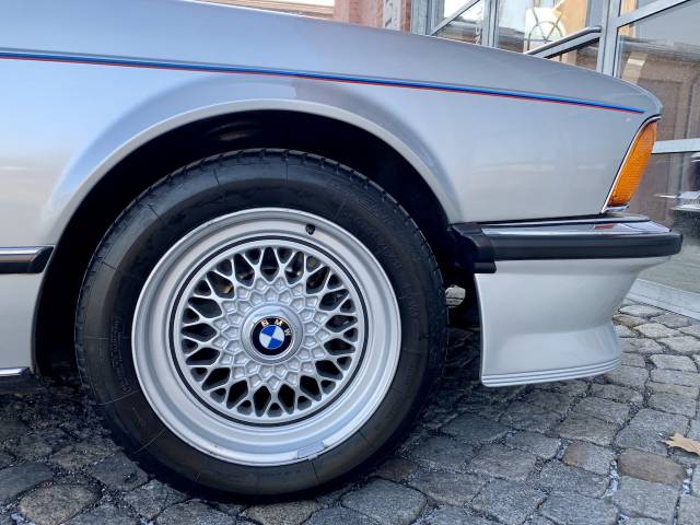 BMW M 635 CSi - BMW M635 CSi