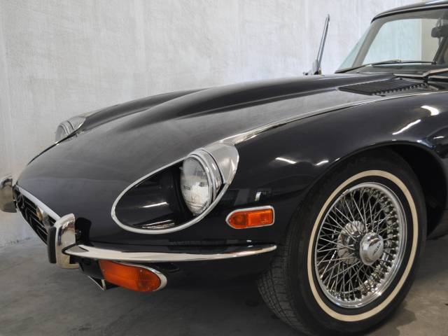 Jaguar E-Type V12 (2+2)