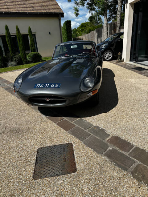 Image 1/11 of Jaguar E-Type 3.8 (1962)