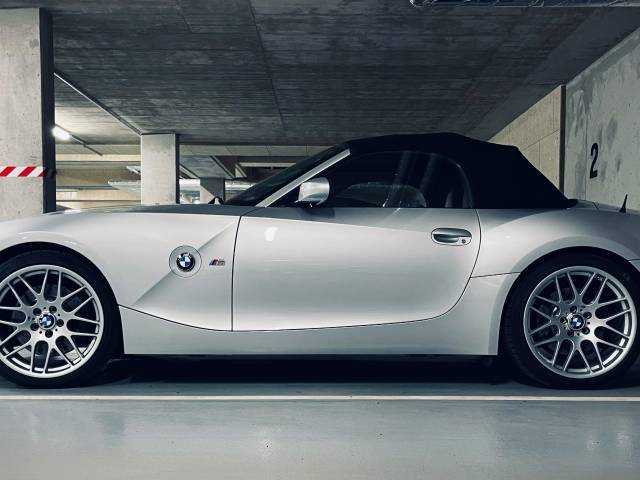 Image 1/33 of BMW Z4 M Roadster (2007)